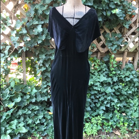 1930’s Velvet Gown - Picture 4 of 7